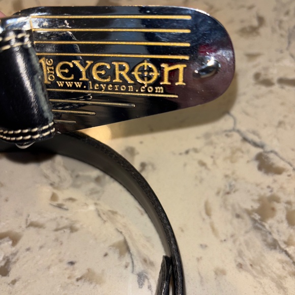 Men’s EUC One Eyeron Vintage Black Golf Belt Size 38 - Picture 5 of 5
